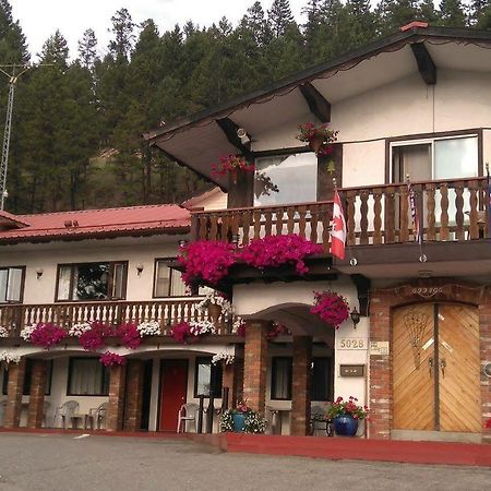 Gables Motel 래디움핫스프링스 외부 사진